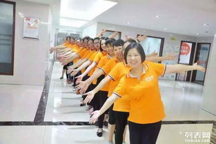 深圳好來屋家政 專業(yè)家居保潔，讓您放心托付